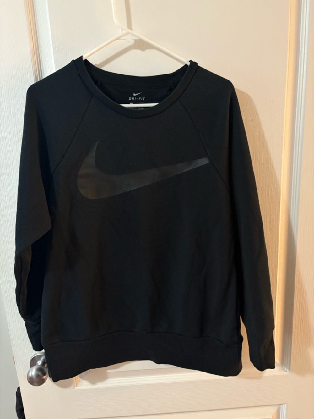 Nike Dri-Fit Black Crewneck Sweatshirt Swoosh Logo Size Small